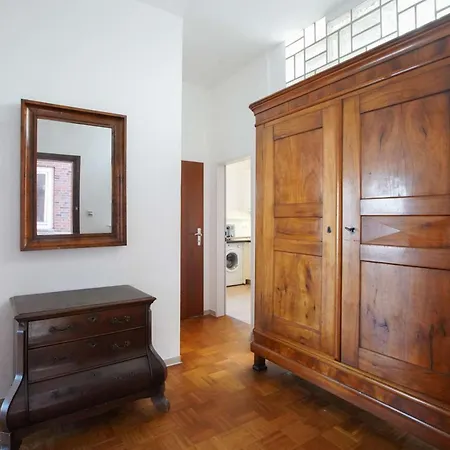 Haus Groote Bluese 1 *